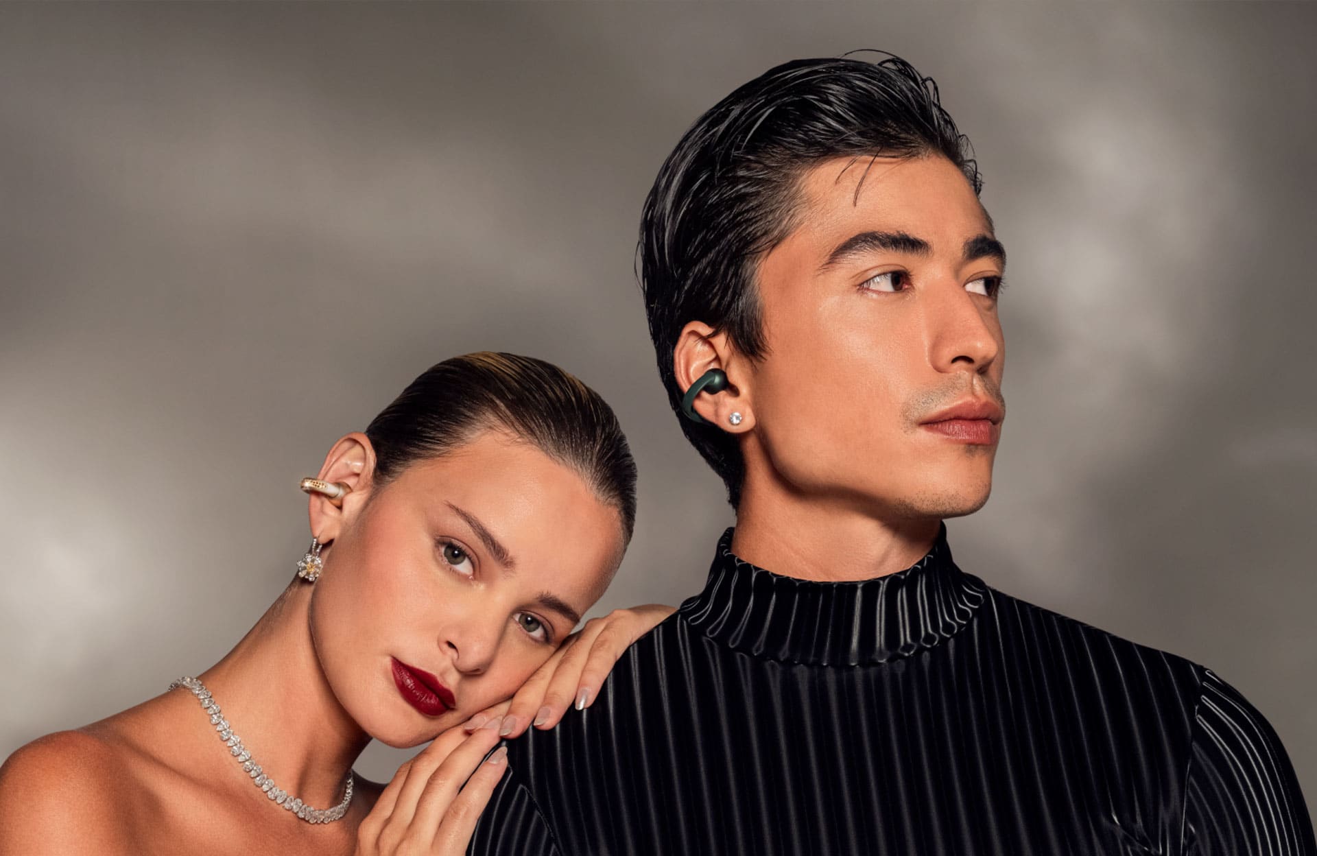 Motorola e Swarovski transformam fones de ouvido em joias de luxo