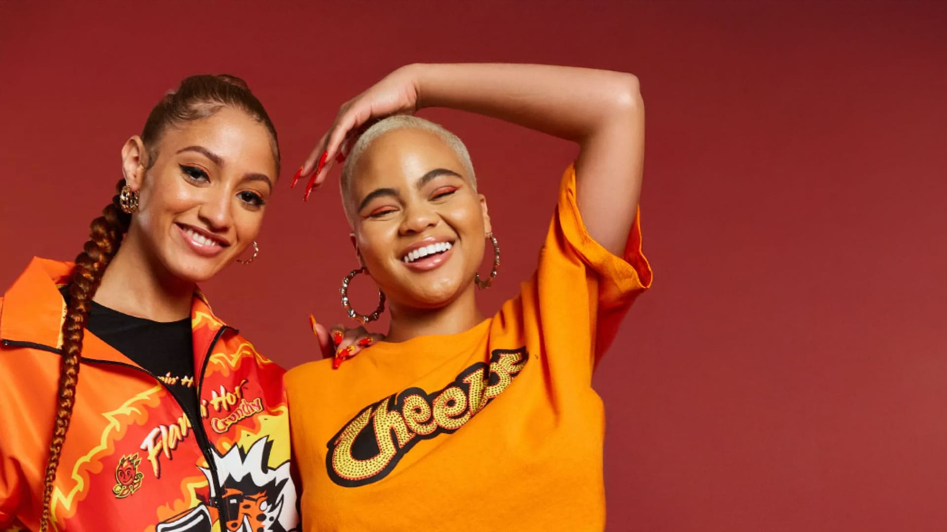 Casaco meninas da Cheetos e Forever 21 - Produtos PepsiCo lifestyle