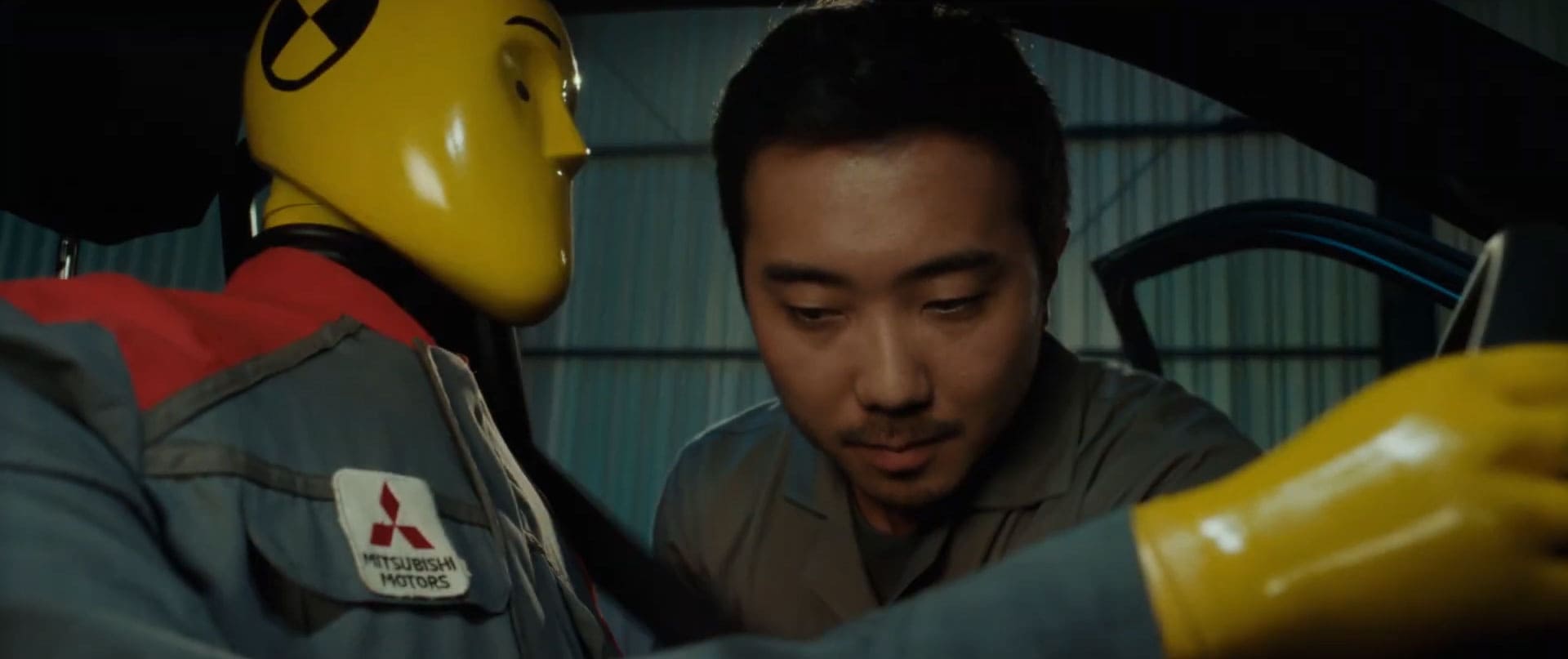 Campanha Mitsubishi Triton - Boneco de teste de segurança (Crash Test)